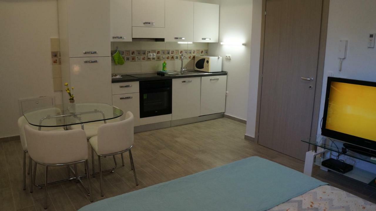 Apartmani Filip Zadar Diklo Екстер'єр фото